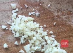 蒜泥红薯苗的做法图解1