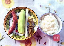 香肠黄瓜炒饭的做法图解1