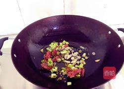 香肠黄瓜炒饭的做法图解7