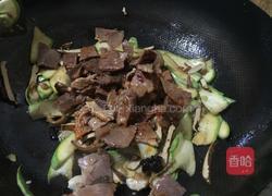 牛肉香干炒西葫芦的做法图解6