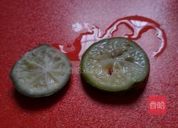 雪碧柠檬水的做法图解2