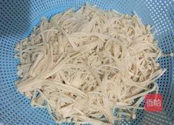 凉拌金针菇的做法图解3