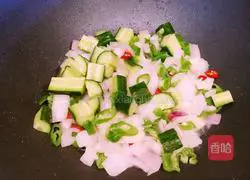 Illustration of how to make stir-fried bullfrog 5