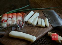 河蟹炒年糕的做法图解1