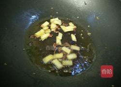 青红辣子肉的做法图解5