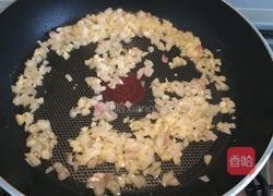 香草鲑鱼炖饭的做法图解5