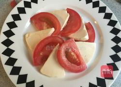 意式紫苏奶酪番茄盘的做法图解2
