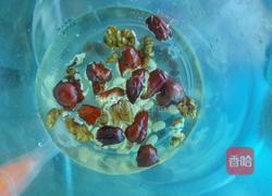 红枣核桃黄豆浆的做法图解3