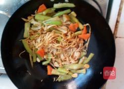 丝瓜豆腐皮鸡蛋面的做法图解5