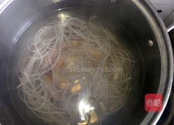 猪肉白菜炖豆腐的做法图解2