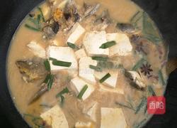 铁锅炖野生鱼的做法图解11