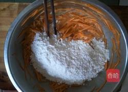 胡萝卜丝鸡蛋饼的做法图解4