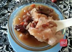 三红桂圆银耳粥的做法图解5