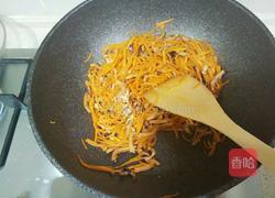 胡萝卜炒墨鱼丝的做法图解10