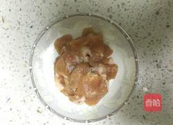 丝瓜炒肉片的做法图解2