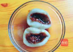 Illustration of how to make brown sugar glutinous rice balls 12