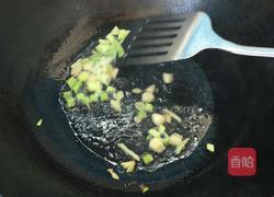 红烧猪皮炖蘑菇的做法图解3