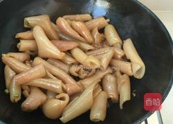 红烧猪皮炖蘑菇的做法图解4