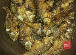 香煎禾花鱼的做法图解2