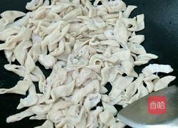猪大肠炒豆芽的做法图解4