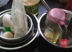 六寸戚风的做法图解1