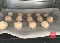 蛋白椰蓉球的做法图解8