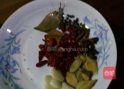 酸菜凤爪的做法图解2