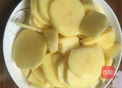 肉沫土豆泥的做法图解1