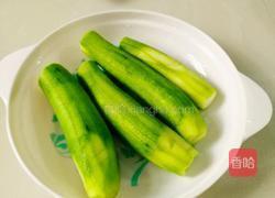 家常炒丝瓜的做法图解1
