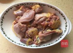 红枣枸杞煲鸡汤的做法图解1