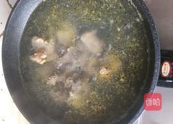 红枣枸杞煲鸡汤的做法图解4