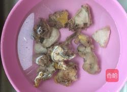 红枣枸杞煲鸡汤的做法图解6