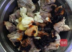 老干妈蒸排骨的做法图解3