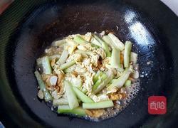 鸡蛋炒丝瓜条的做法图解8