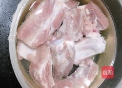 香辣干锅排骨虾的做法图解2