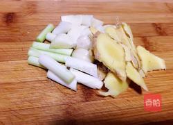 香辣干锅排骨虾的做法图解5