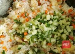 培根蛋炒饭的做法图解8