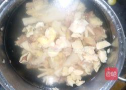山药炖鸡的做法图解1