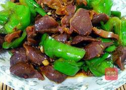 青椒炒鸭胗的做法图解8