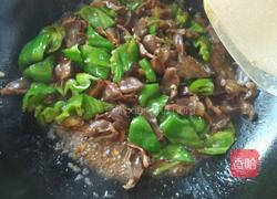 青椒炒鸭胗的做法图解7