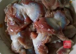野山椒炒鸡胗的做法图解1