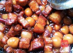 鹌鹑蛋红烧肉的做法图解10