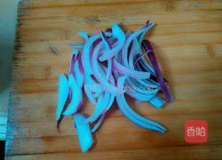 胡萝卜木耳的做法图解2