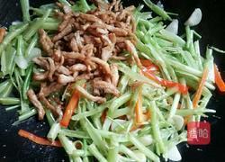竹叶菜杆炒肉丝的做法图解15