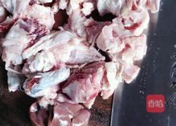 香菇炖土鸡的做法图解1