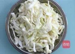 茴子白炒粉条的做法图解3