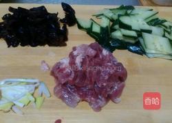 腐竹木耳黄瓜（猪肉版)的做法图解3