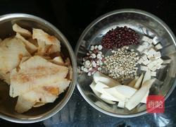 清热祛湿猪扇骨汤的做法图解2