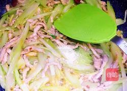 西芹炒肉丝的做法图解13