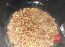 香炸花生米的做法图解2